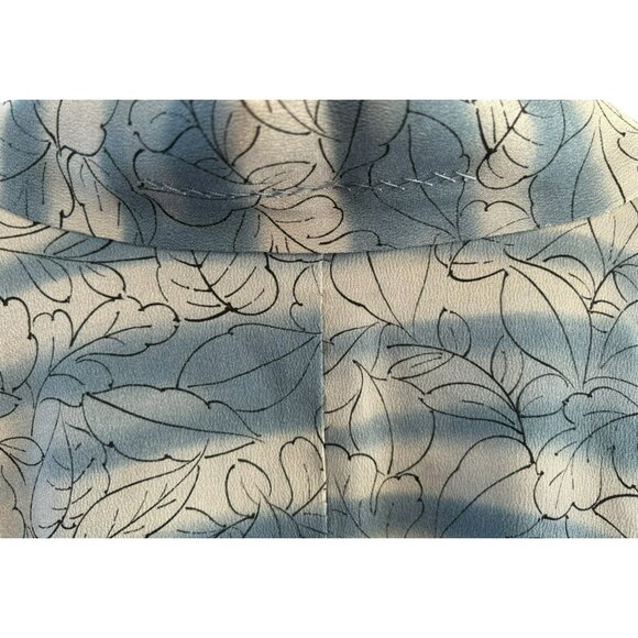 Vintage Japanese Blue Floral Kimono Jacket 100% Silk Beautiful Artisan Stitching - Picture 6 of 11